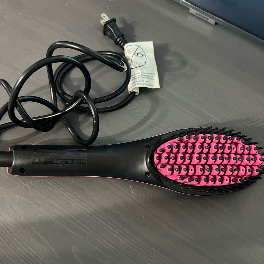 Pink and Black Hair Straightening Brush